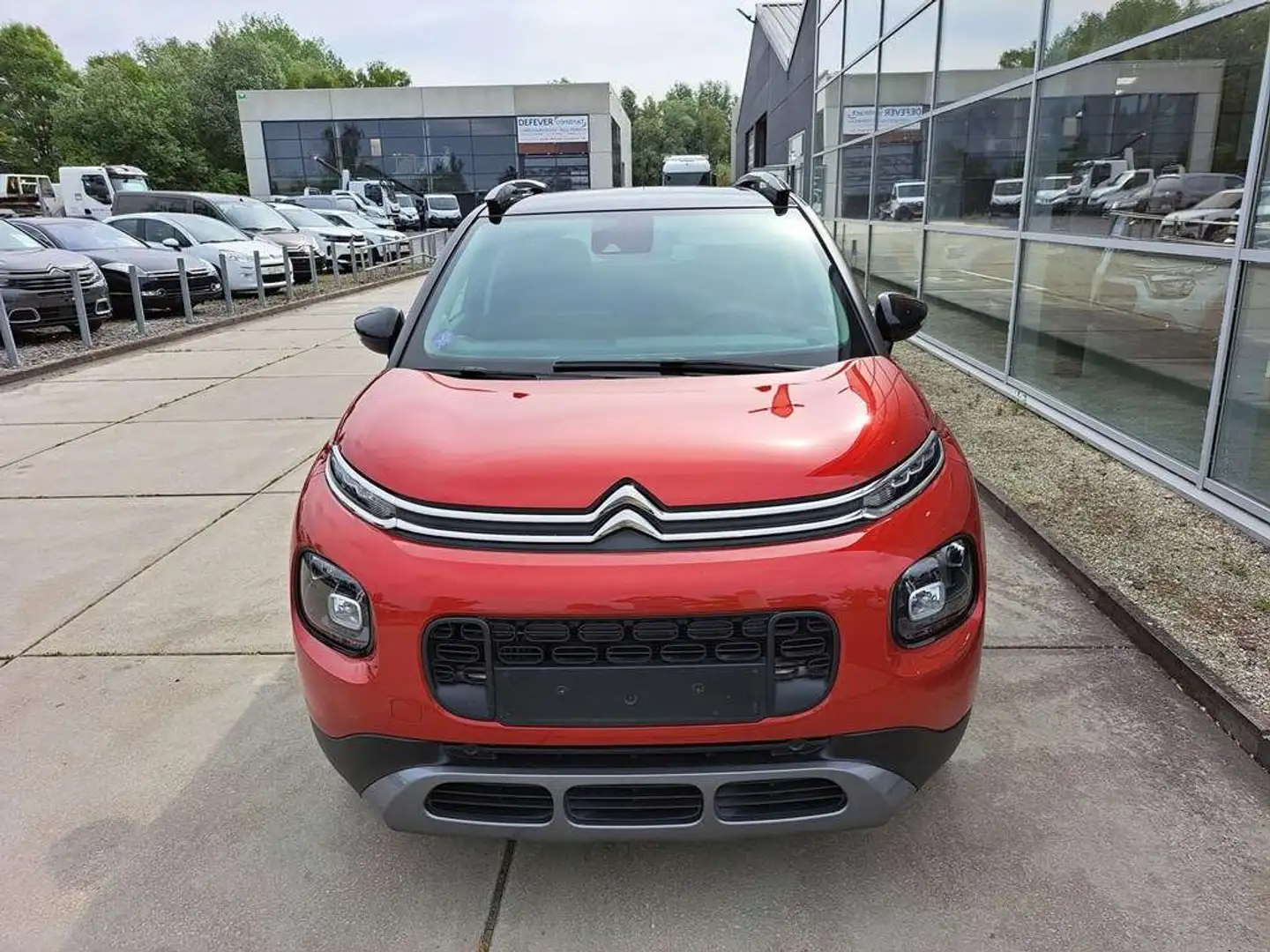 Citroen C3 Aircross 1.2 PureTech 110 Feel S\u0026S Rouge - 2
