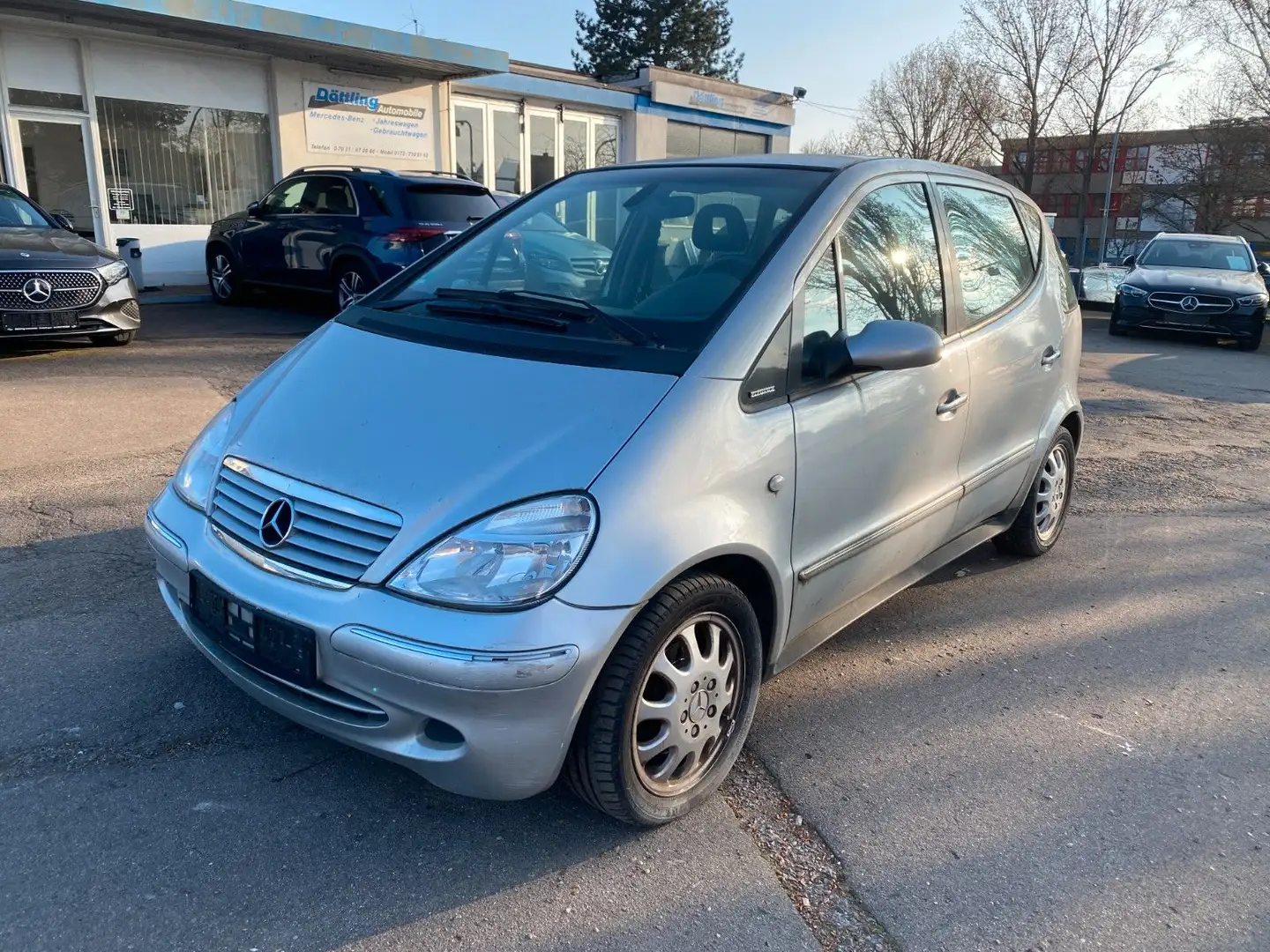Mercedes-Benz A 160 *Elegance/Automatik/Klima/Tempomat/ALU* Silber - 2