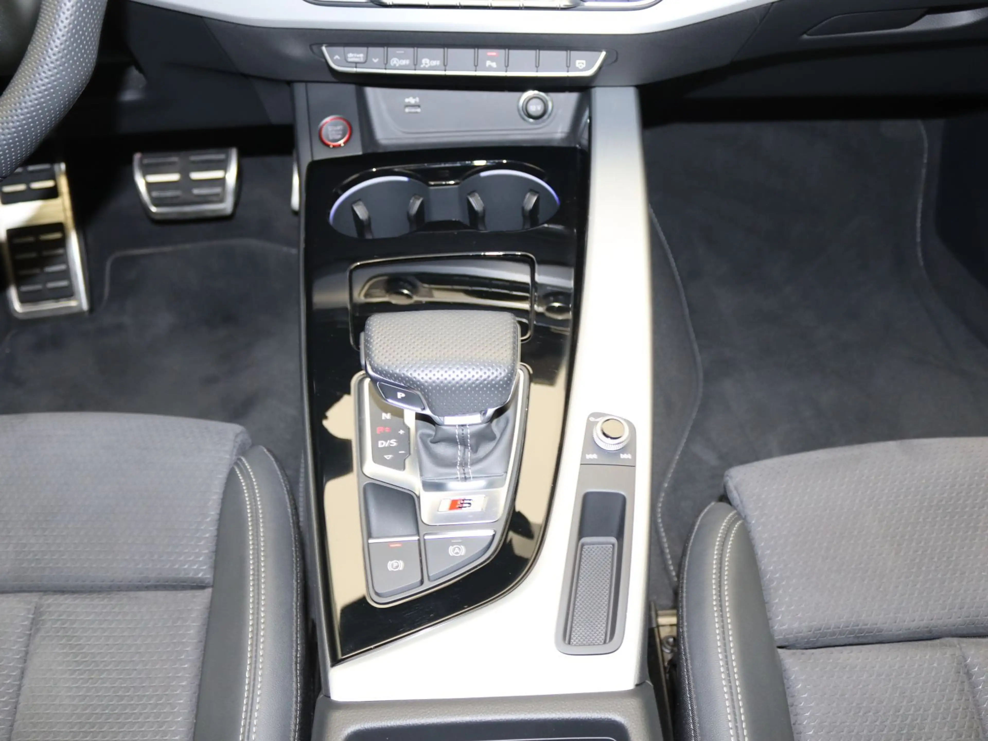 Audi S5 TDI quattro / Pano, Matrix, Navi+ — photo 12