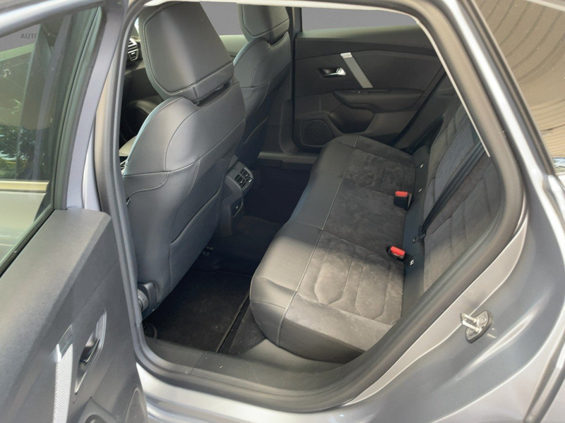 Citroen C4 X 1.2 PureTech 130 Max LED+Navi+Klimaautom. — photo 10
