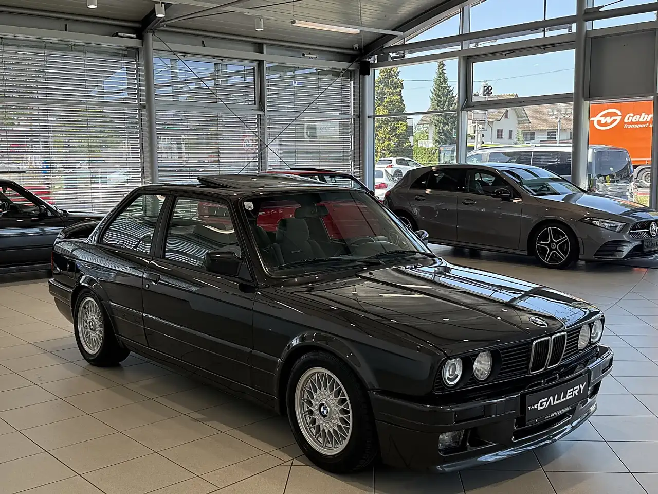 BMW 325 i E30 M-Sport*Schiebedach*Bordcomputer*Leseleuc..., foto 3