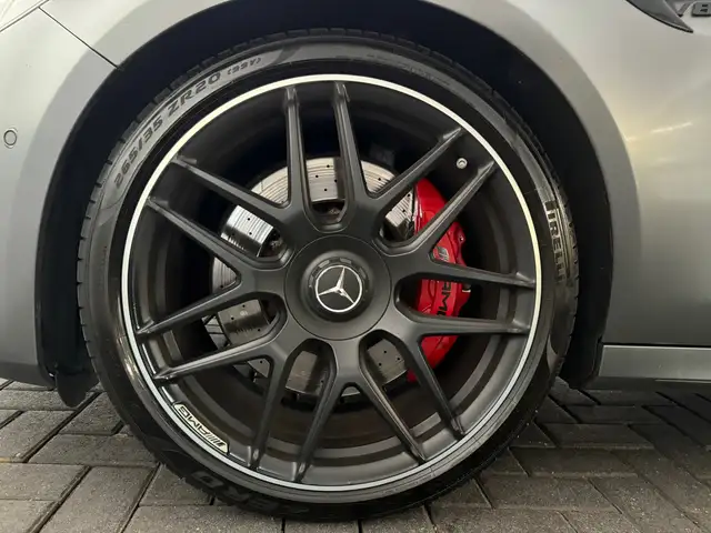 Mercedes-Benz E-Class view 12