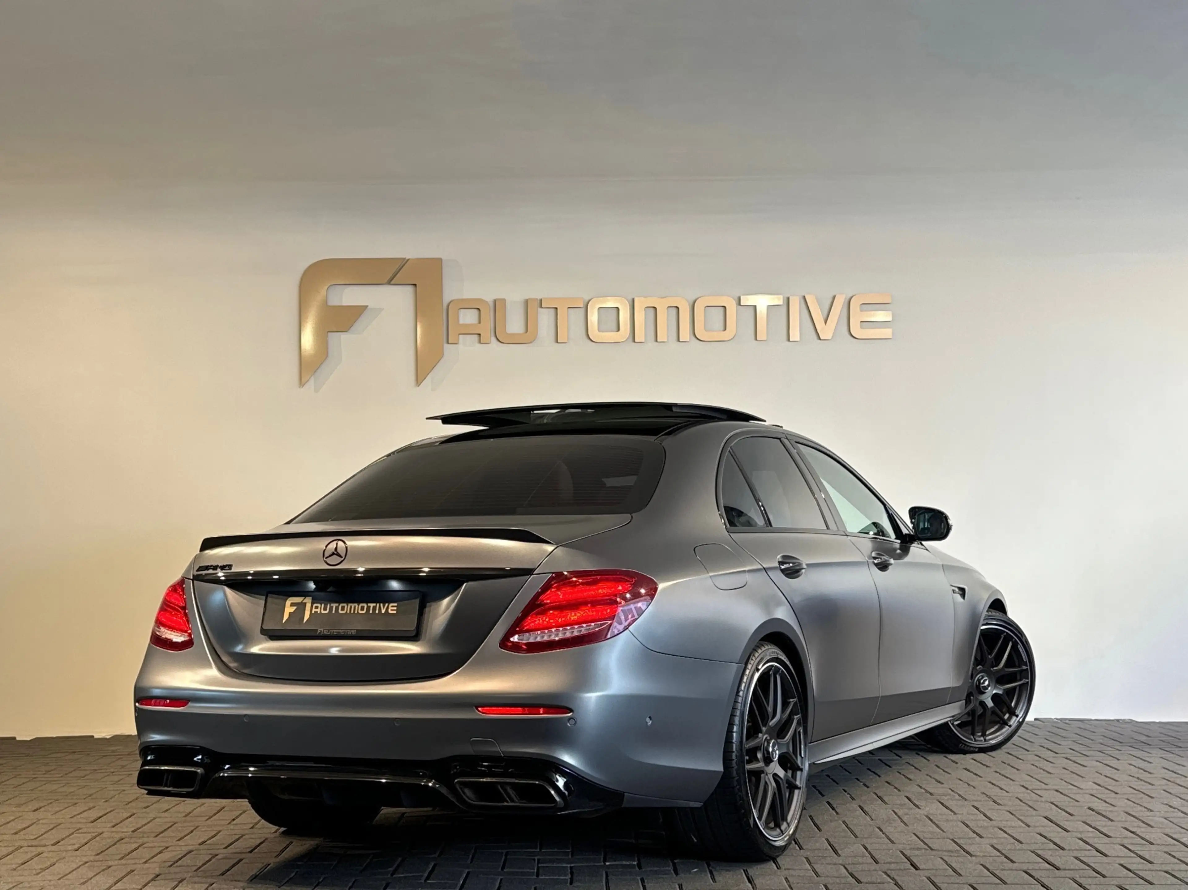 Mercedes-Benz E 63 AMG S 4M Premium+ Pano|HuD|Burmester — photo 3