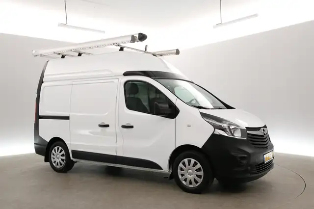 Opel Vivaro view 6