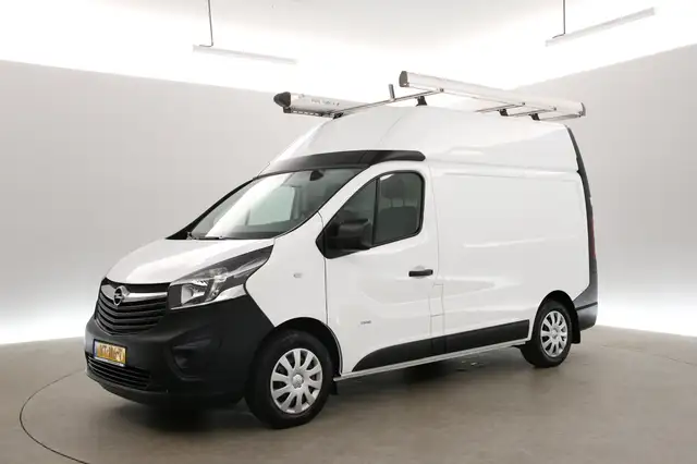 Opel Vivaro view 8