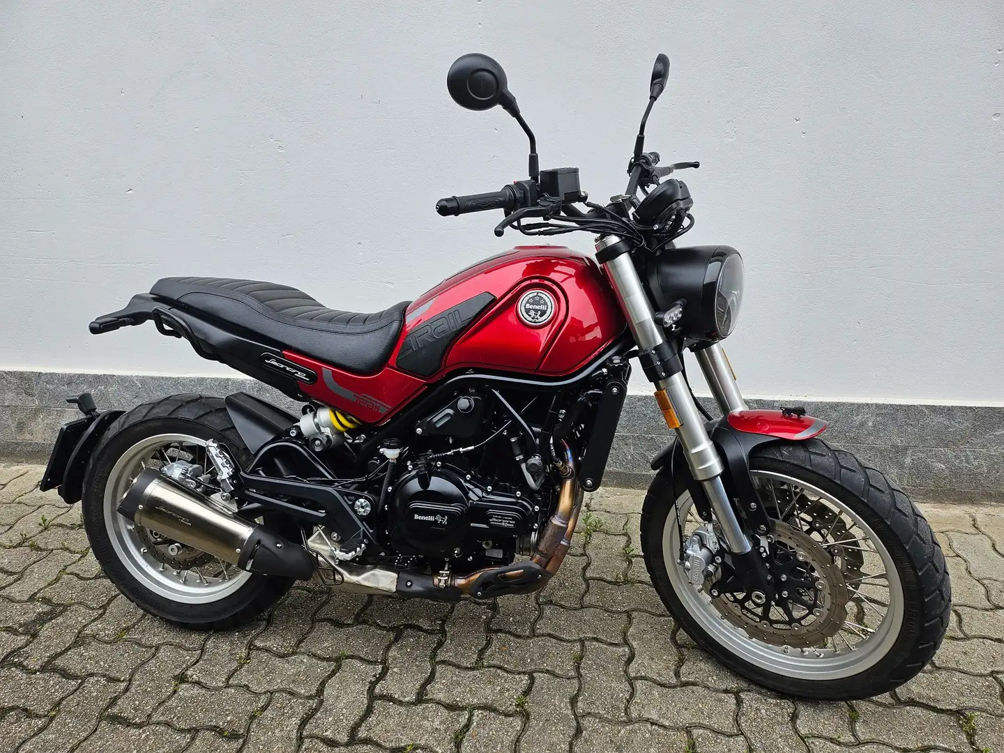 Benelli Leoncino 500 ABS Rouge - 2