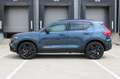 Volvo XC40 B4 197PK Plus Black Edition | Panoramisch Schuif-/ Blauw - thumbnail 4