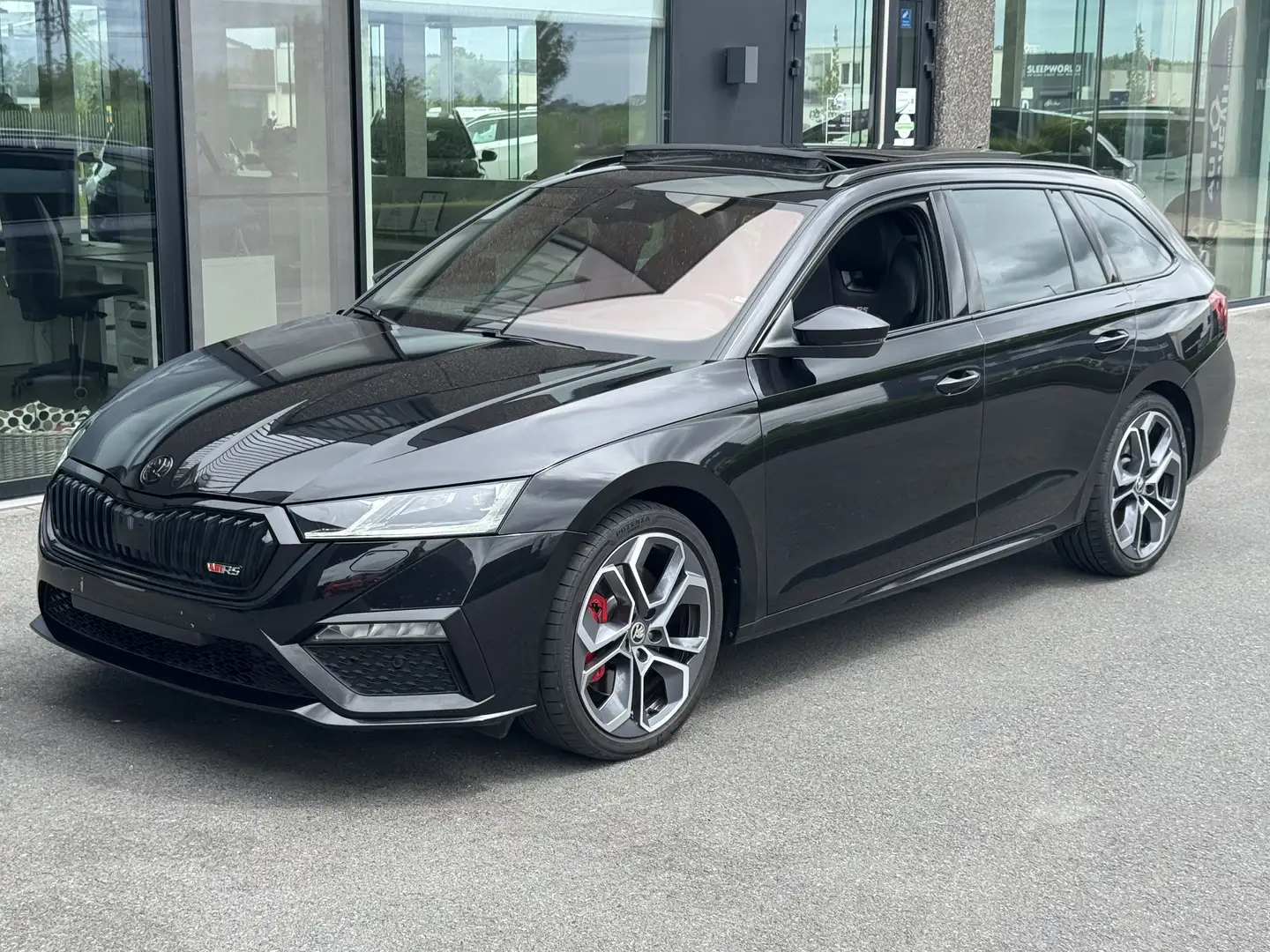 Skoda Octavia RS Combi 2.0 TSI DSG Automaat - 245 PK | PANO DAK Zwart - 2
