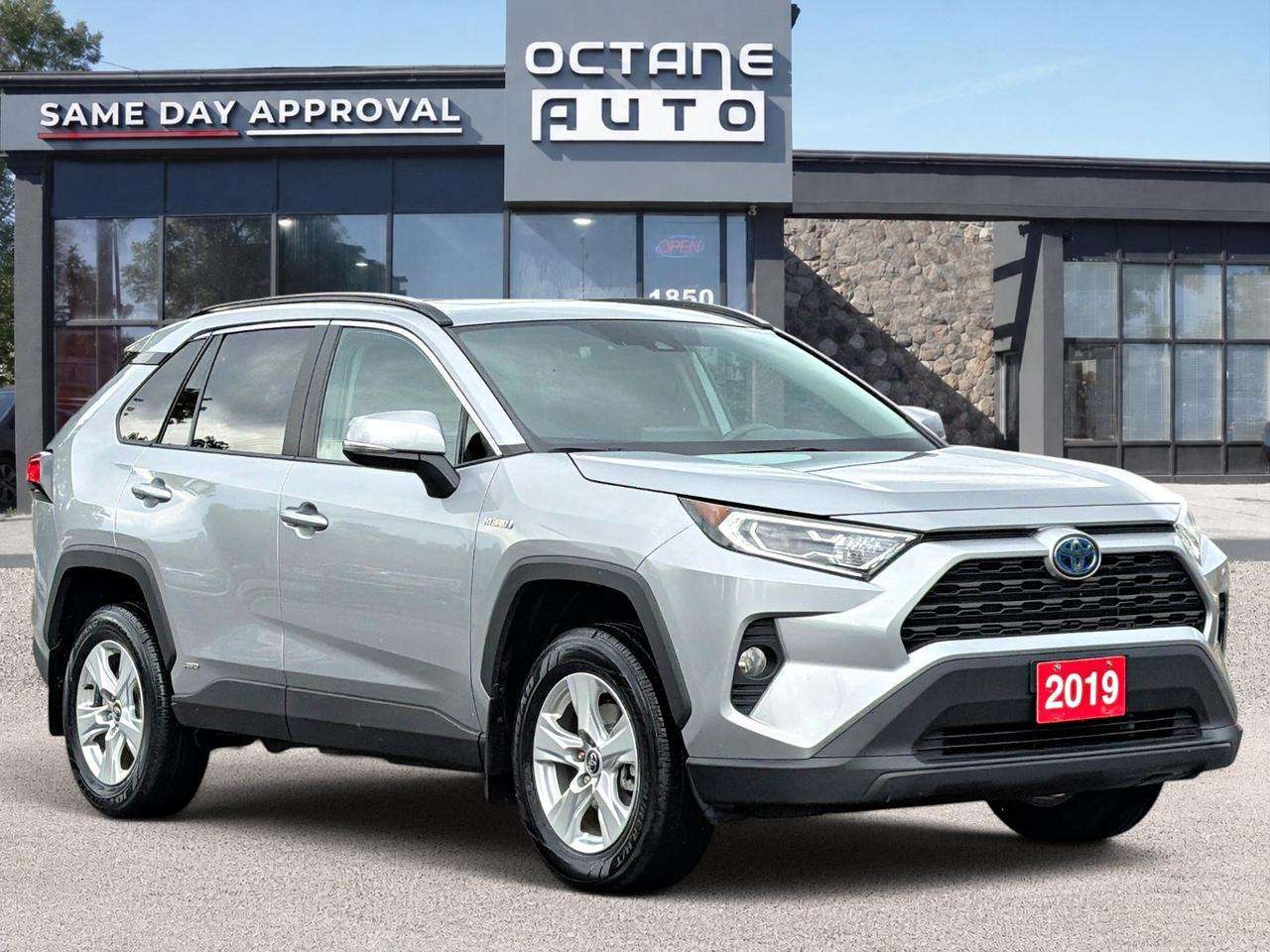 2019 Toyota RAV4 AWD Hybrid XLE — снимка 1