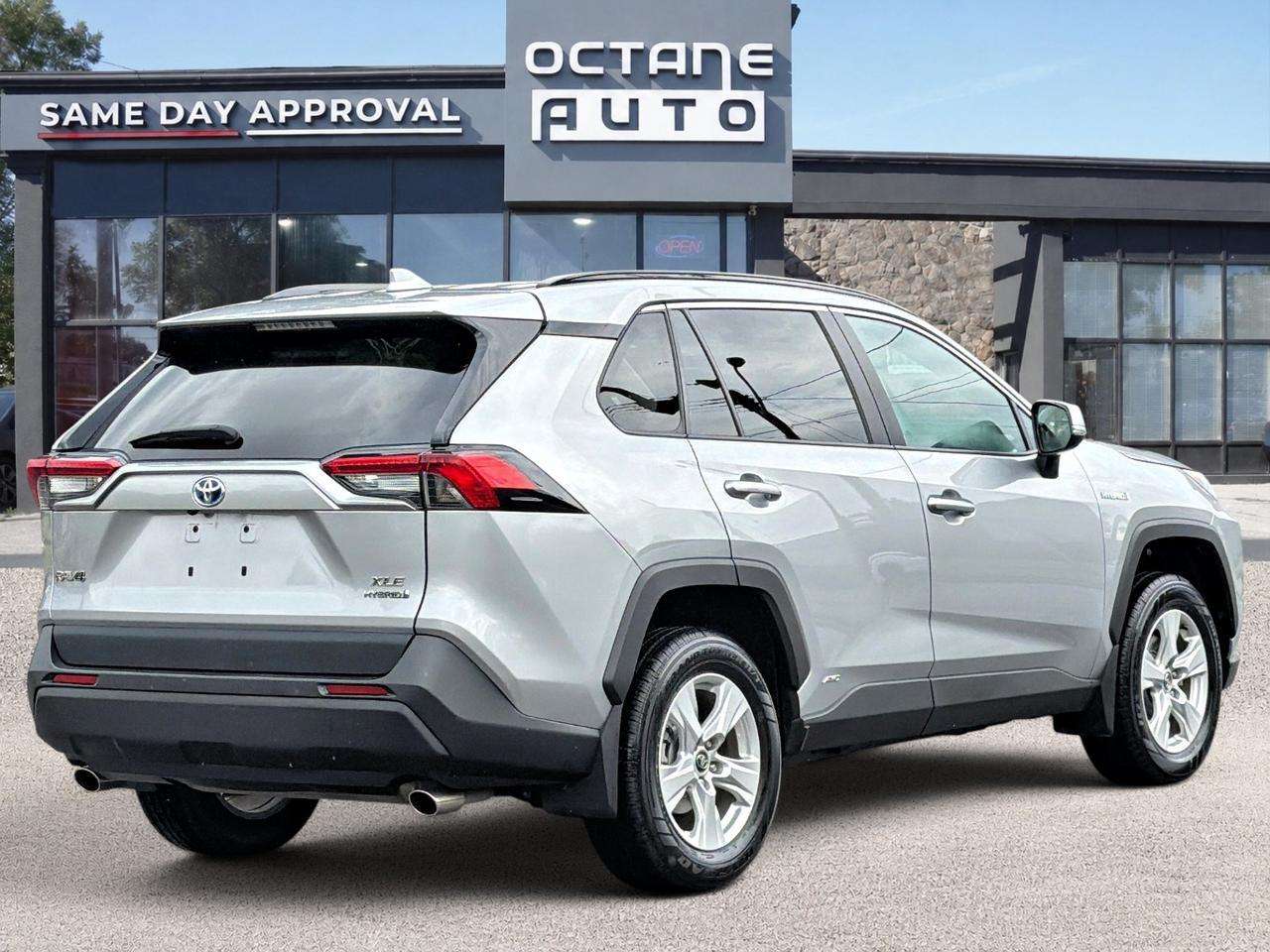 2019 Toyota RAV4 AWD Hybrid XLE — снимка 1