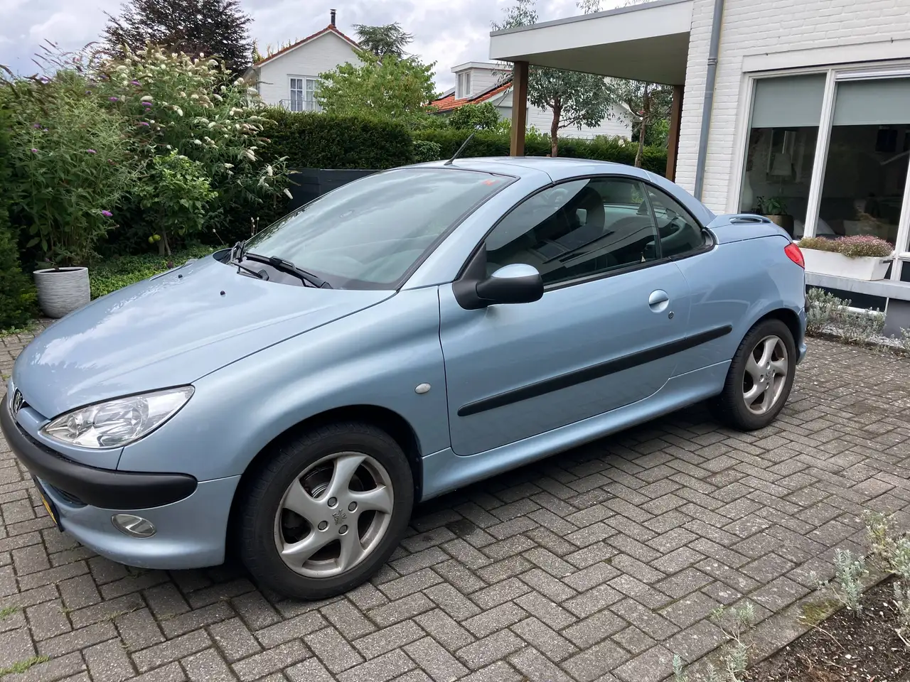 Peugeot 206 1.6-16V, foto 2