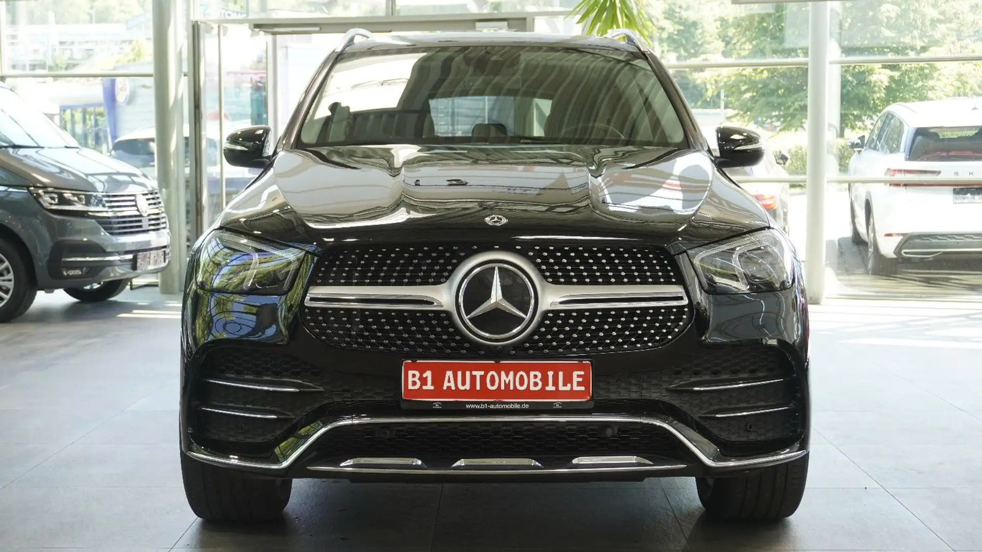 Mercedes-Benz GLE 300 d 4Matic AMG*AHK*DAB*PANO*MBUX Noir - 2