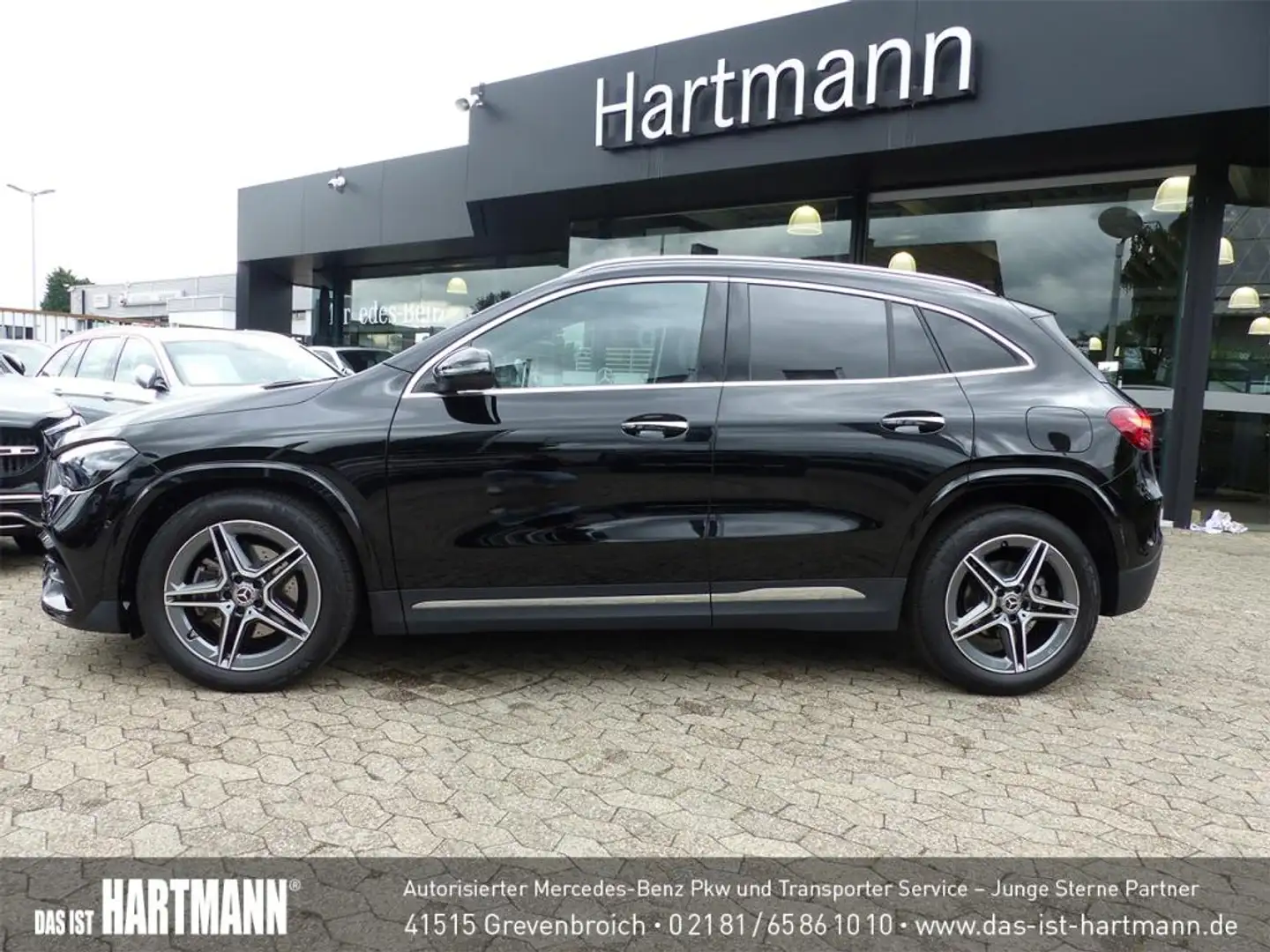 Mercedes-Benz GLA 200 AMG+MBUX+NAVI+RF-KAMERA+AMBIENTE+KEYLESS Schwarz - 2