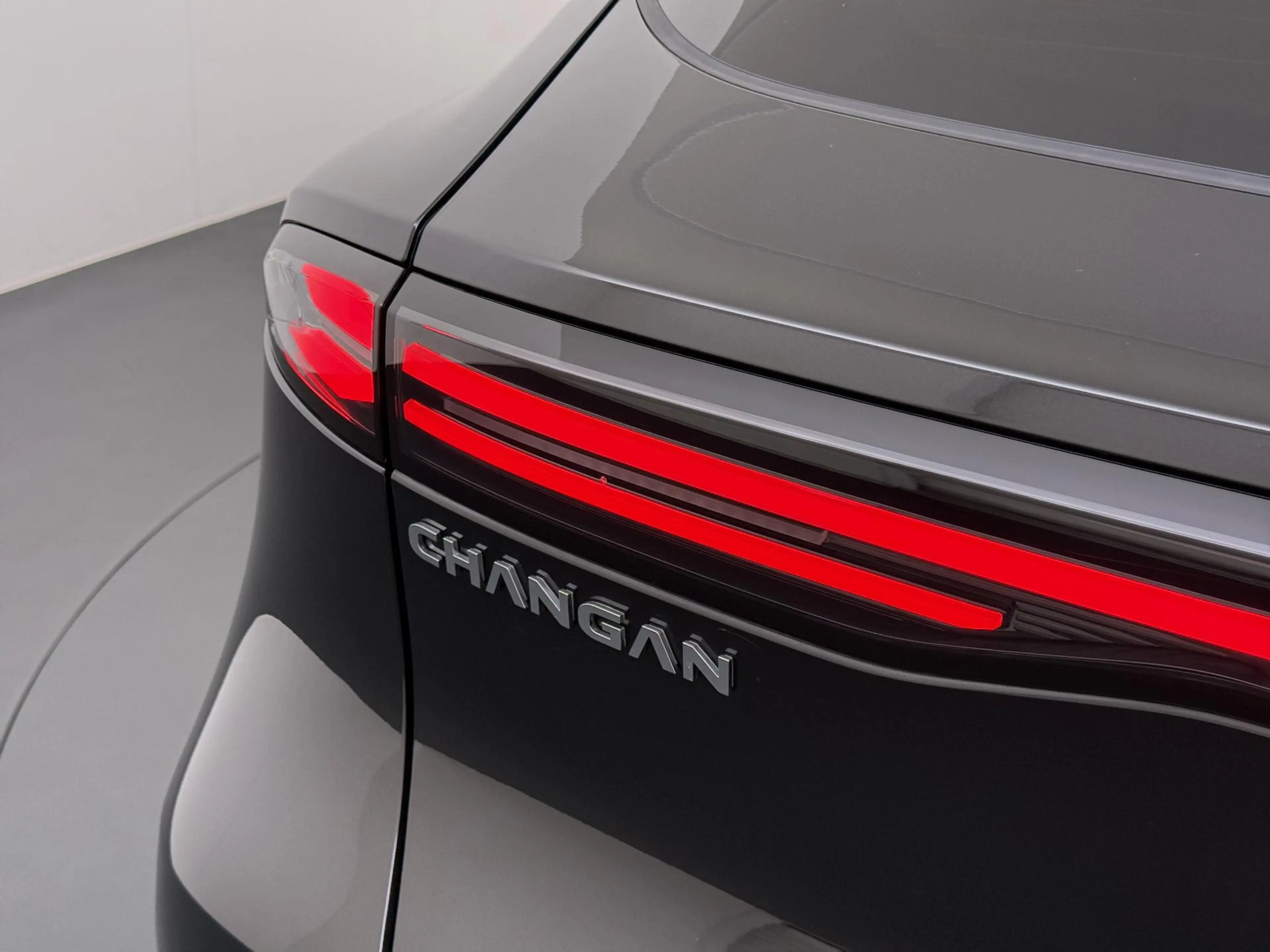 Changan Deepal S05 EV LHD 200KW | NIEUWE AUTO | PANORAMADAK | 20" LMV — photo 2