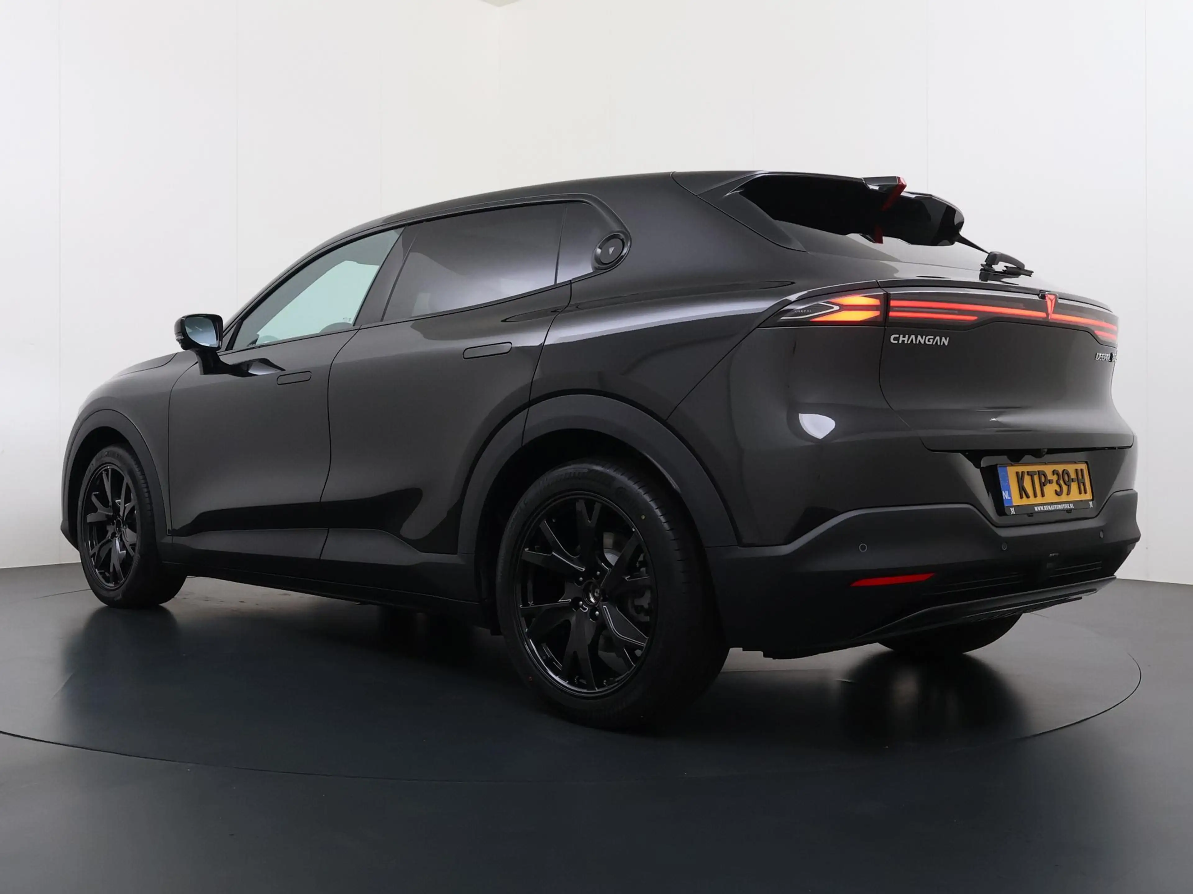 Changan Deepal S05 EV LHD 200KW | NIEUWE AUTO | PANORAMADAK | 20" LMV — photo 6