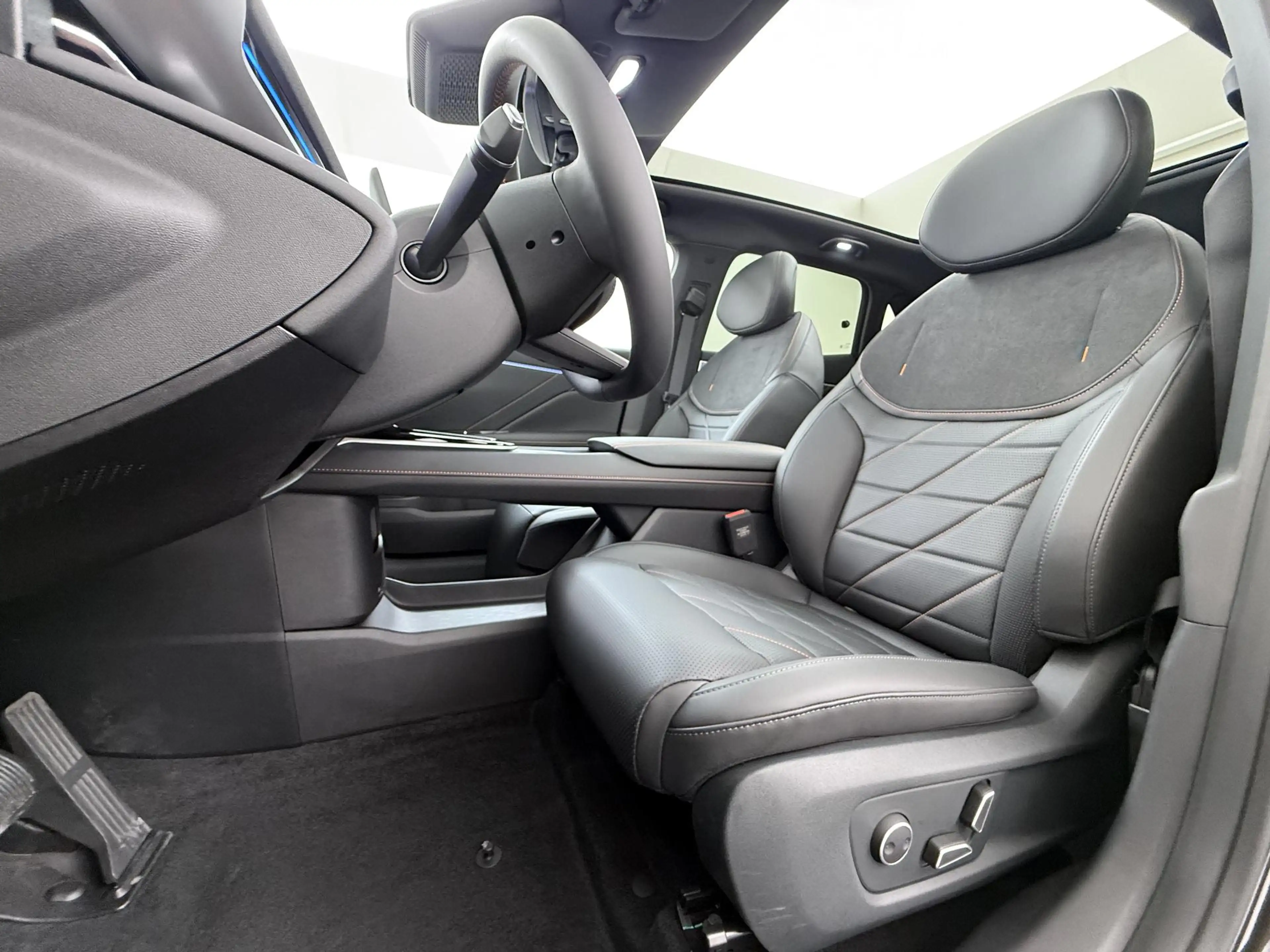 Changan Deepal S05 EV LHD 200KW | NIEUWE AUTO | PANORAMADAK | 20" LMV — photo 19