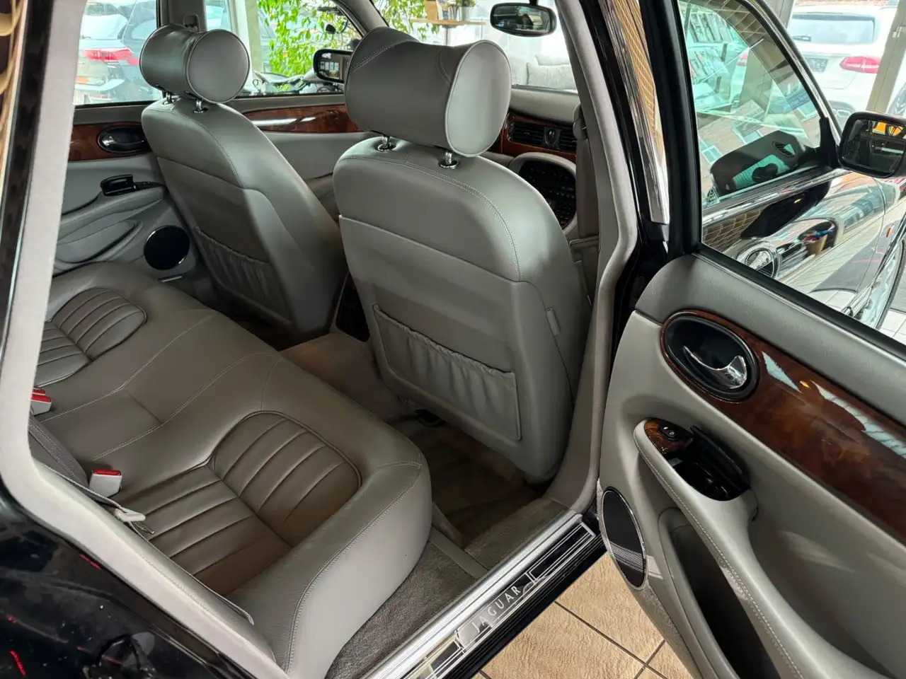 Jaguar XJ8 4.0 XJ Sovereign LEDER PDC Multifkt Tempo, foto 10