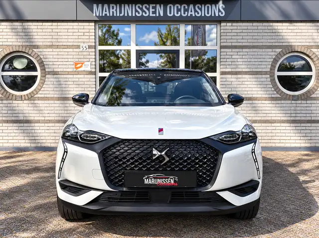 DS Automobiles DS 3 Crossback view 5