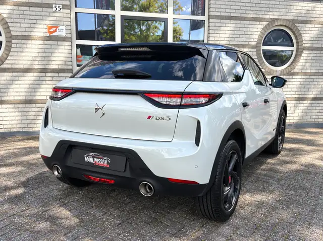 DS Automobiles DS 3 Crossback view 23
