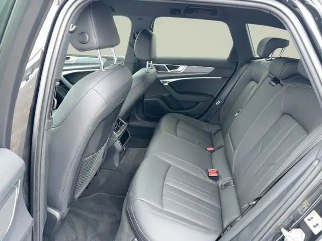 Audi A6 view 13