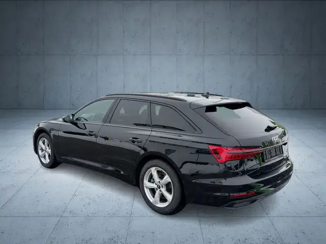 Audi A6 view 4