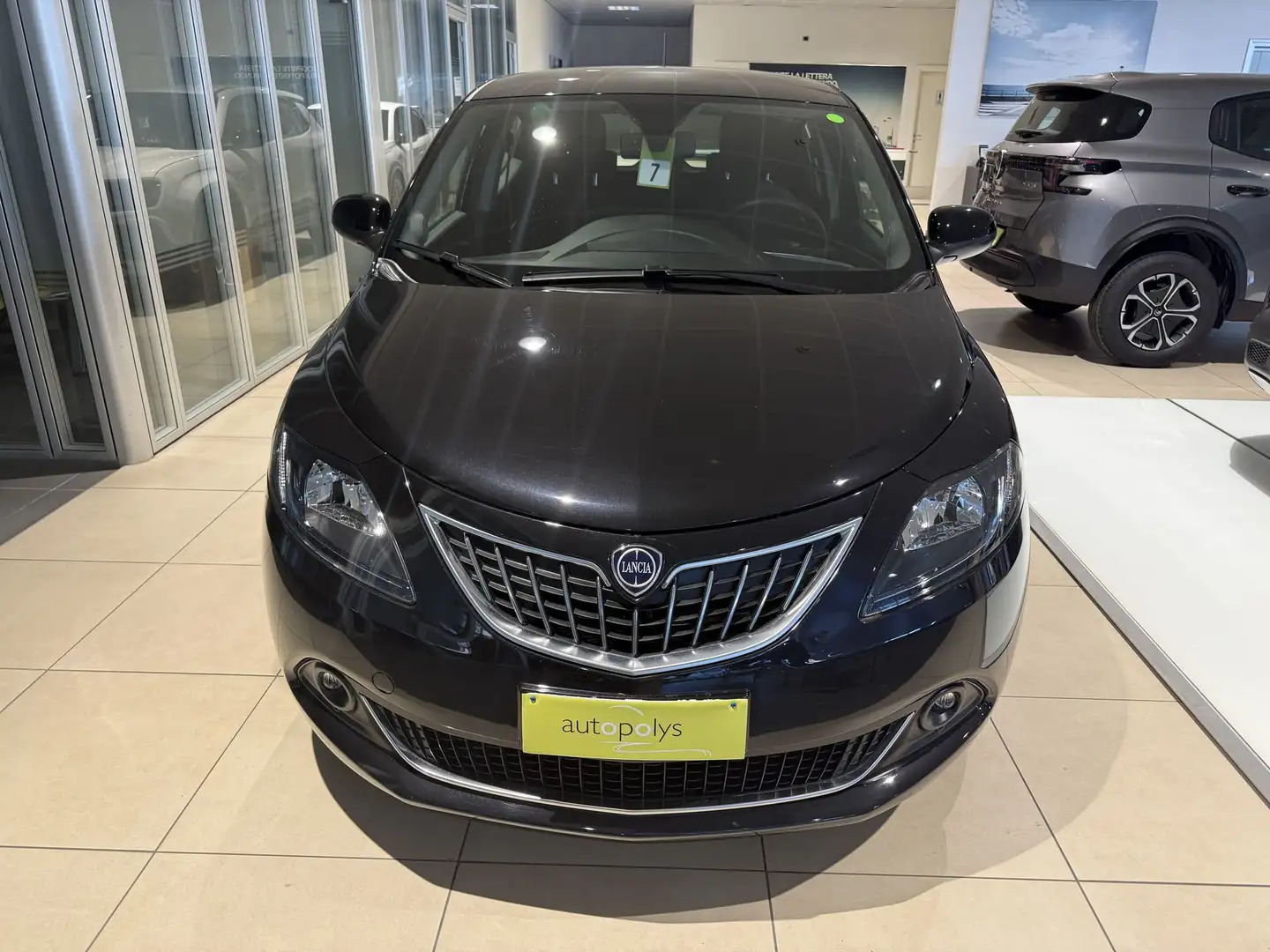 Lancia Ypsilon Ypsilon 1.0 FireFly 5 porte S&S Hybrid Platino - 2