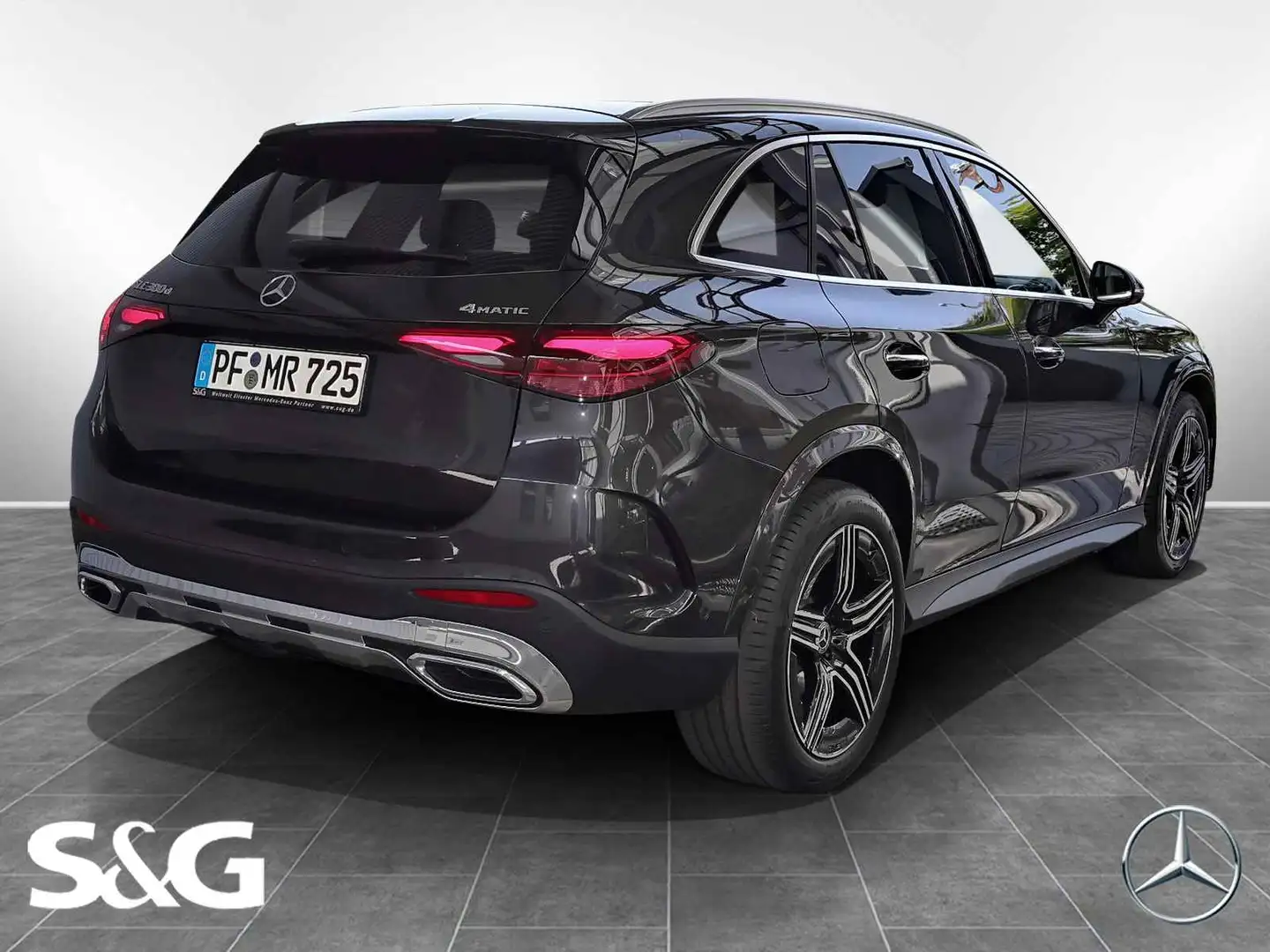 Mercedes-Benz GLC 300 d 4M AMG MBUX+360°+DIG-LED+Pano+AHK+20" Grau - 2