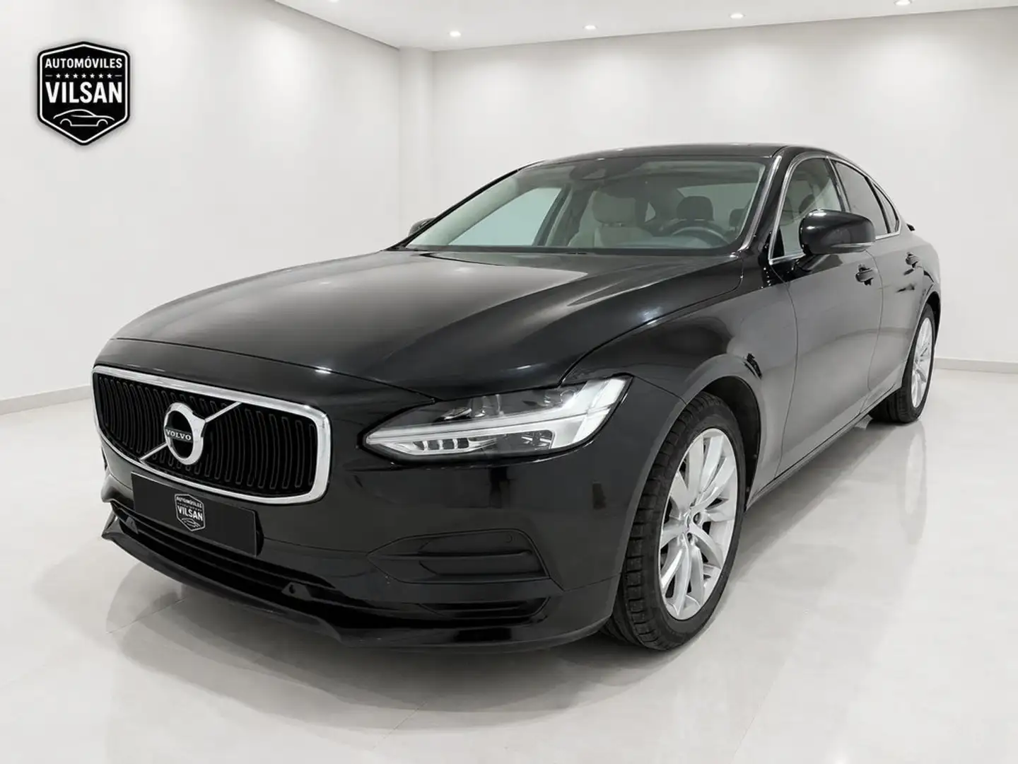 Volvo S90 D3 Momentum Aut. 150 Negro - 1