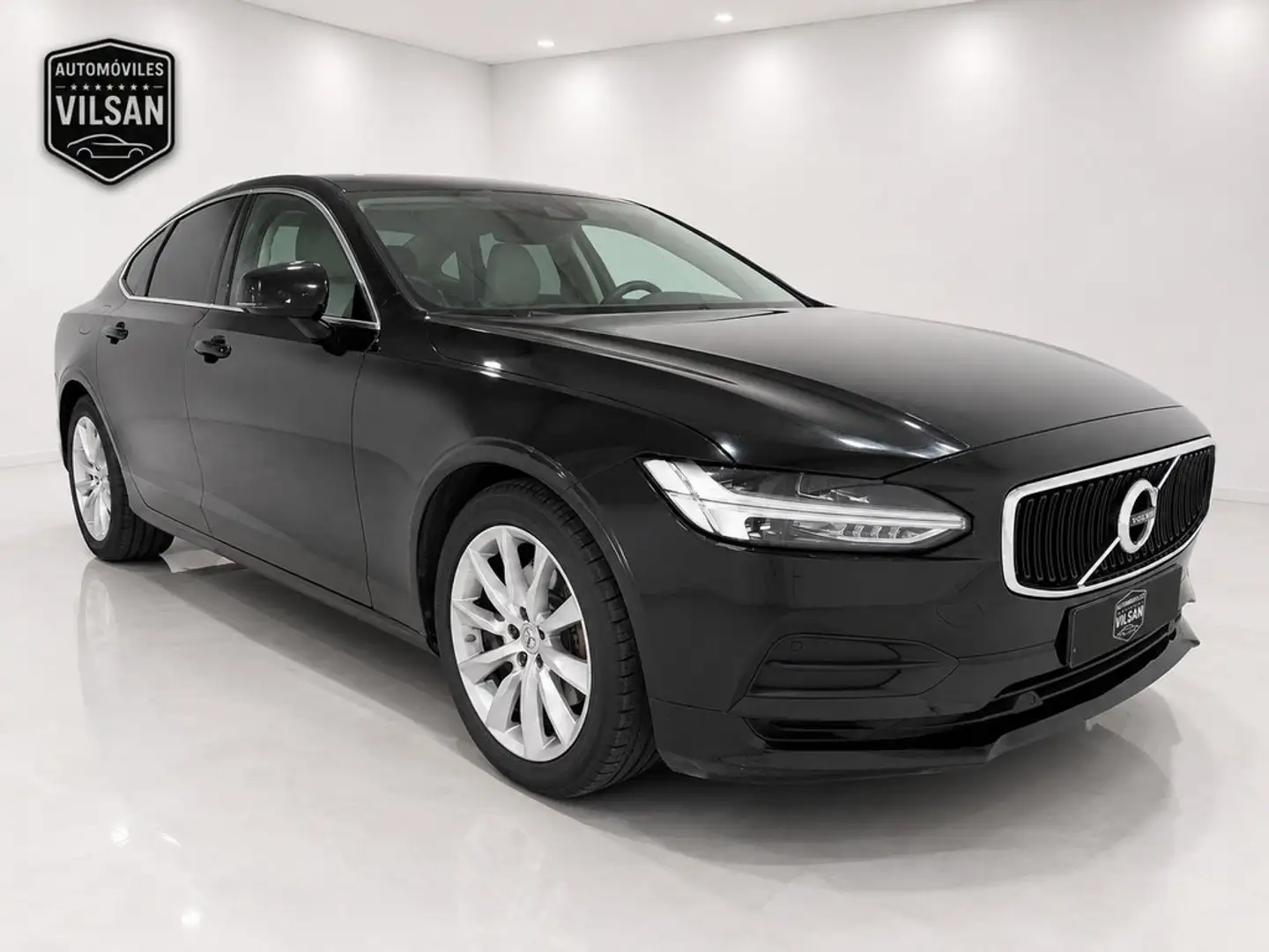 Volvo S90 D3 Momentum Aut. 150 Negro - 2