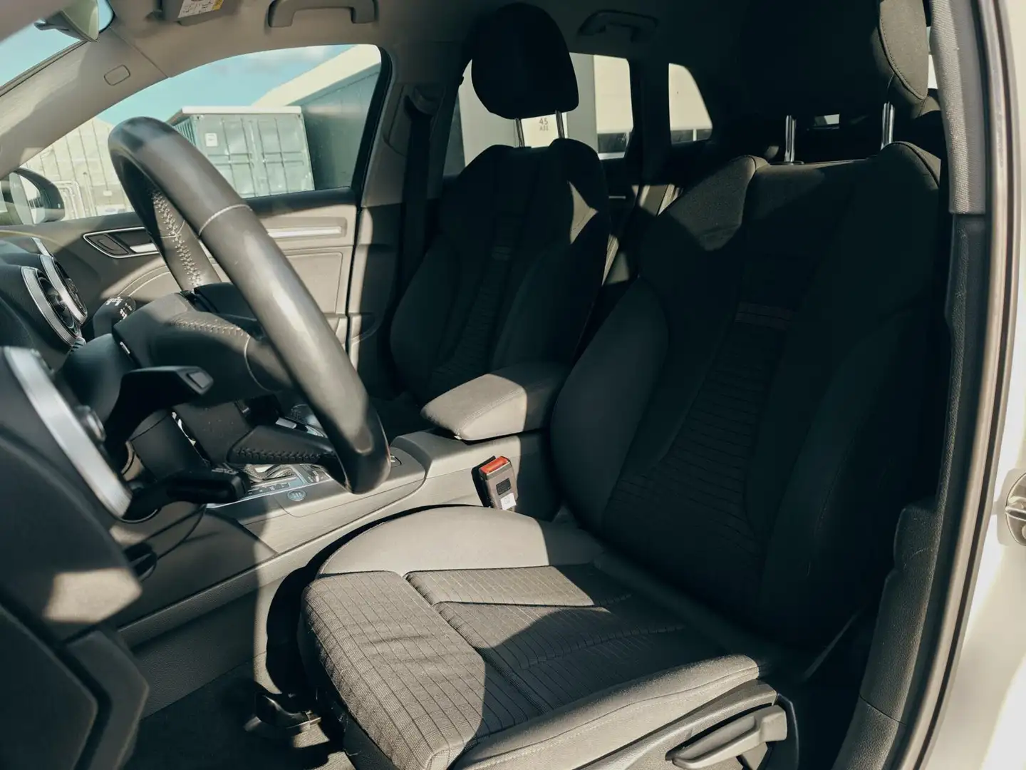 Audi A3 Sportback 1.4 e-tron Sport Pro Line plus Weiß - 2