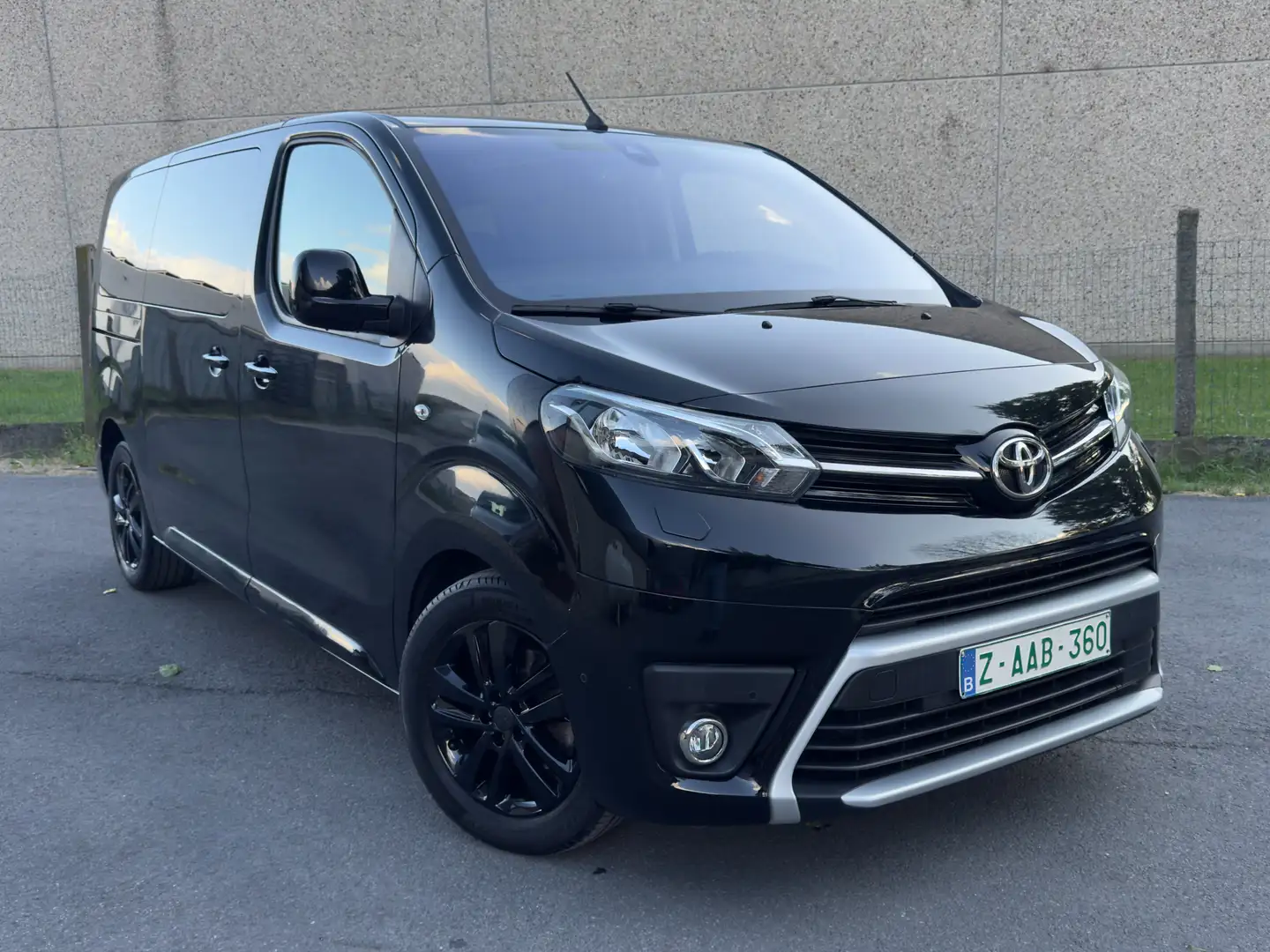 Toyota Proace Proace Verso Netto 30,000€/ 8 ZitPL.  Full Opt Noir - 2