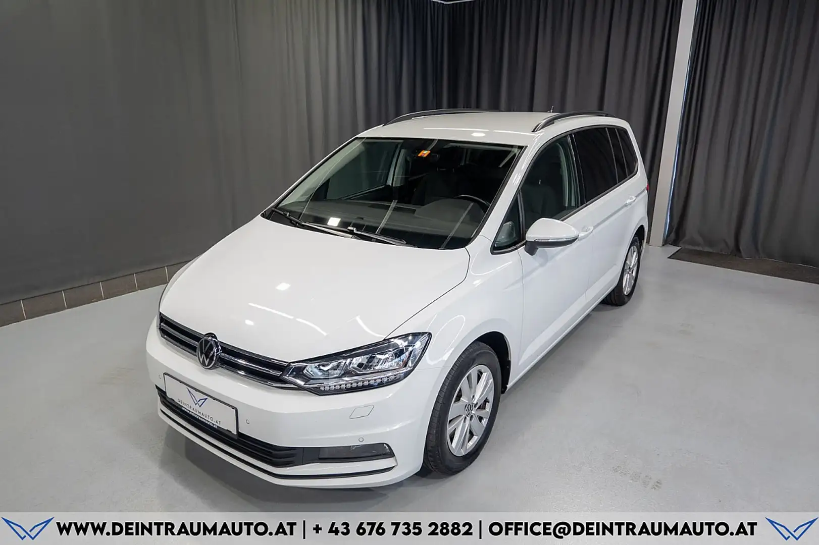 Volkswagen Touran Comfortline 2,0 TDI SCR DSG*AHK*LED*SHZ* Weiß - 2