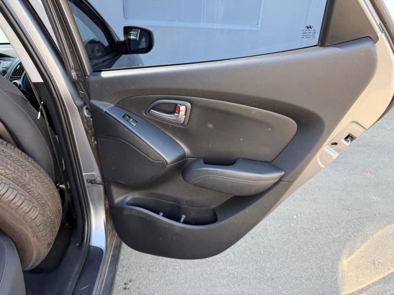 Hyundai iX35 1,7 CRDi FIFA World Cup Edition 2WD PDC — photo 13