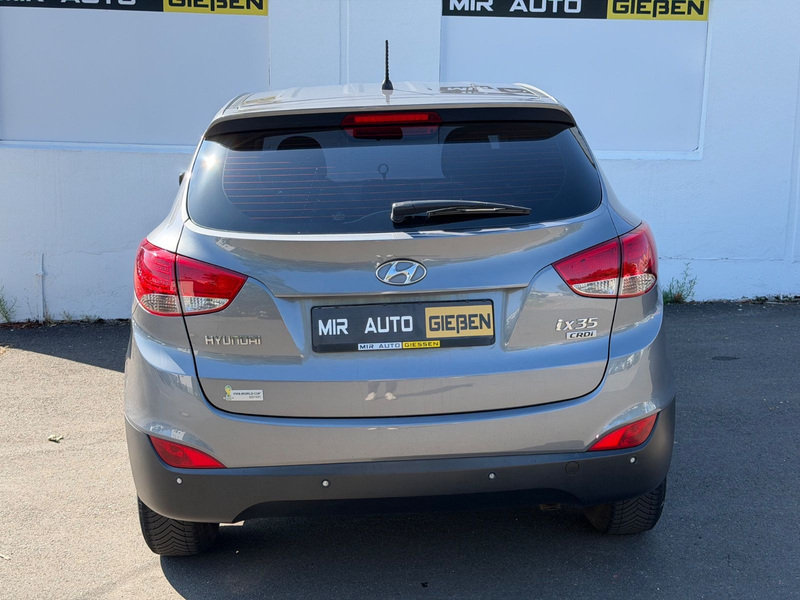 Hyundai iX35 1,7 CRDi FIFA World Cup Edition 2WD PDC — photo 6