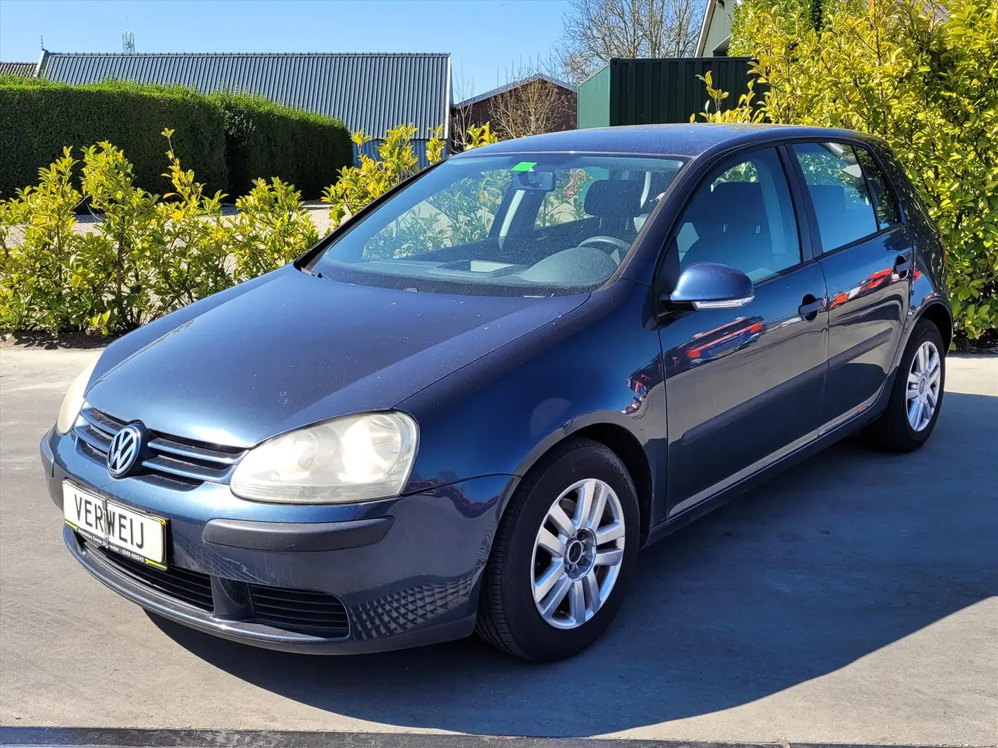 Volkswagen Golf 1.6 16V FSI Trendline | Airco | CV | LM | Elek. Pa Grijs - 1