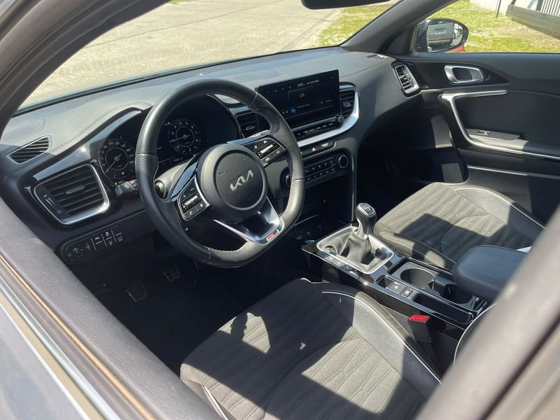Kia ProCeed / pro_cee'd T-GDi ISG GT Line — photo 9
