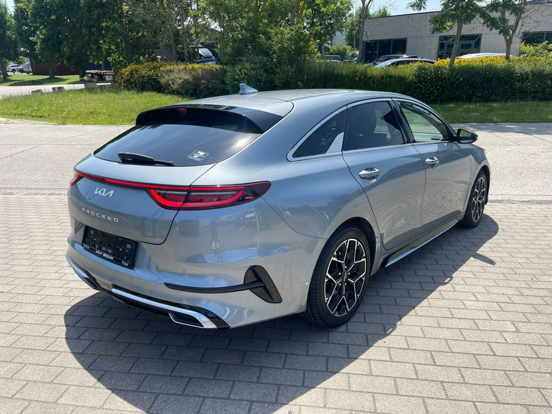 Kia ProCeed / pro_cee'd T-GDi ISG GT Line — photo 4