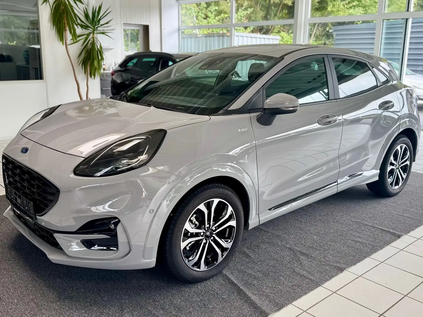 Ford Puma ST-Line*RFK*ST-Line*SITZH*AUTOM*NUR 10KM*NEU FAHRZ Grau - 1