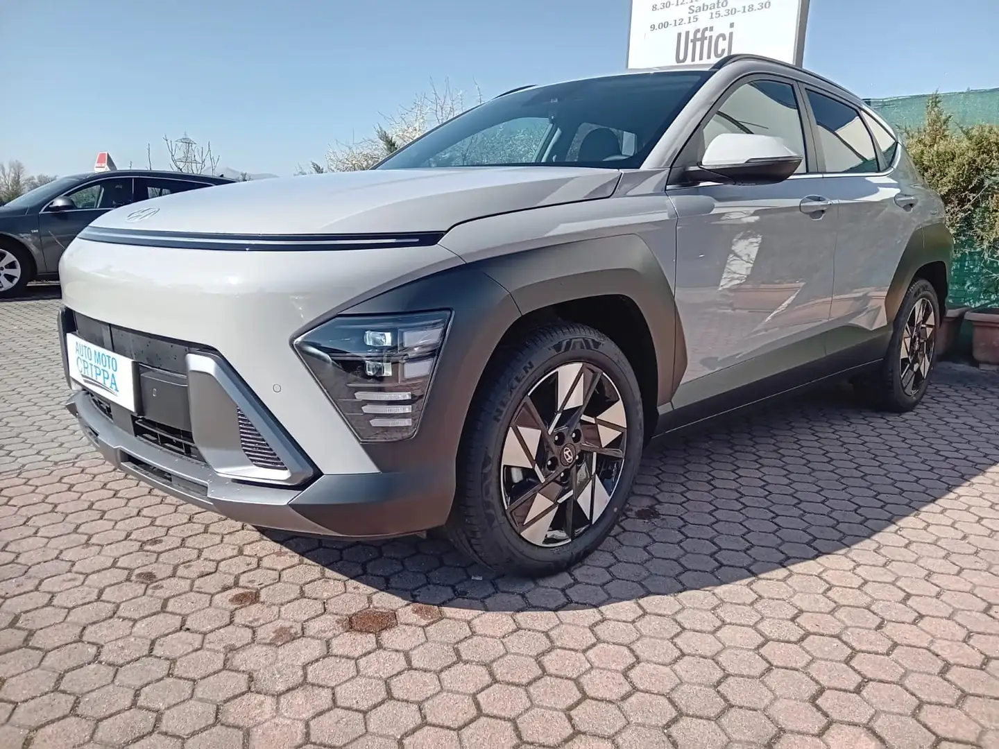 Hyundai KONA HEV 1.6 DCT XTech Grau - 1