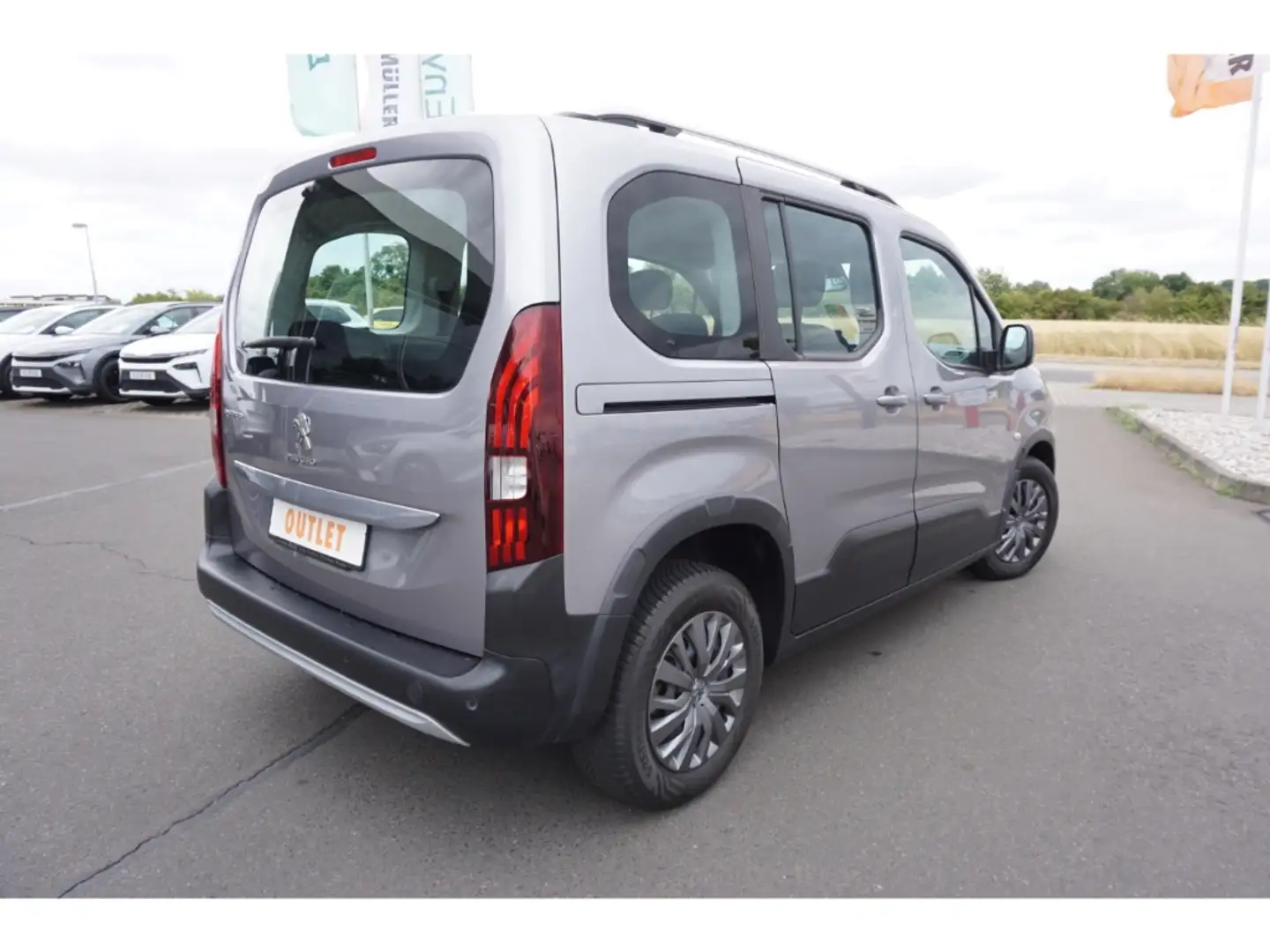 Peugeot Rifter 1.5 BlueHDi-130PS-Klimaauto-Sitzhz-Tempo-EU6 Grau - 2