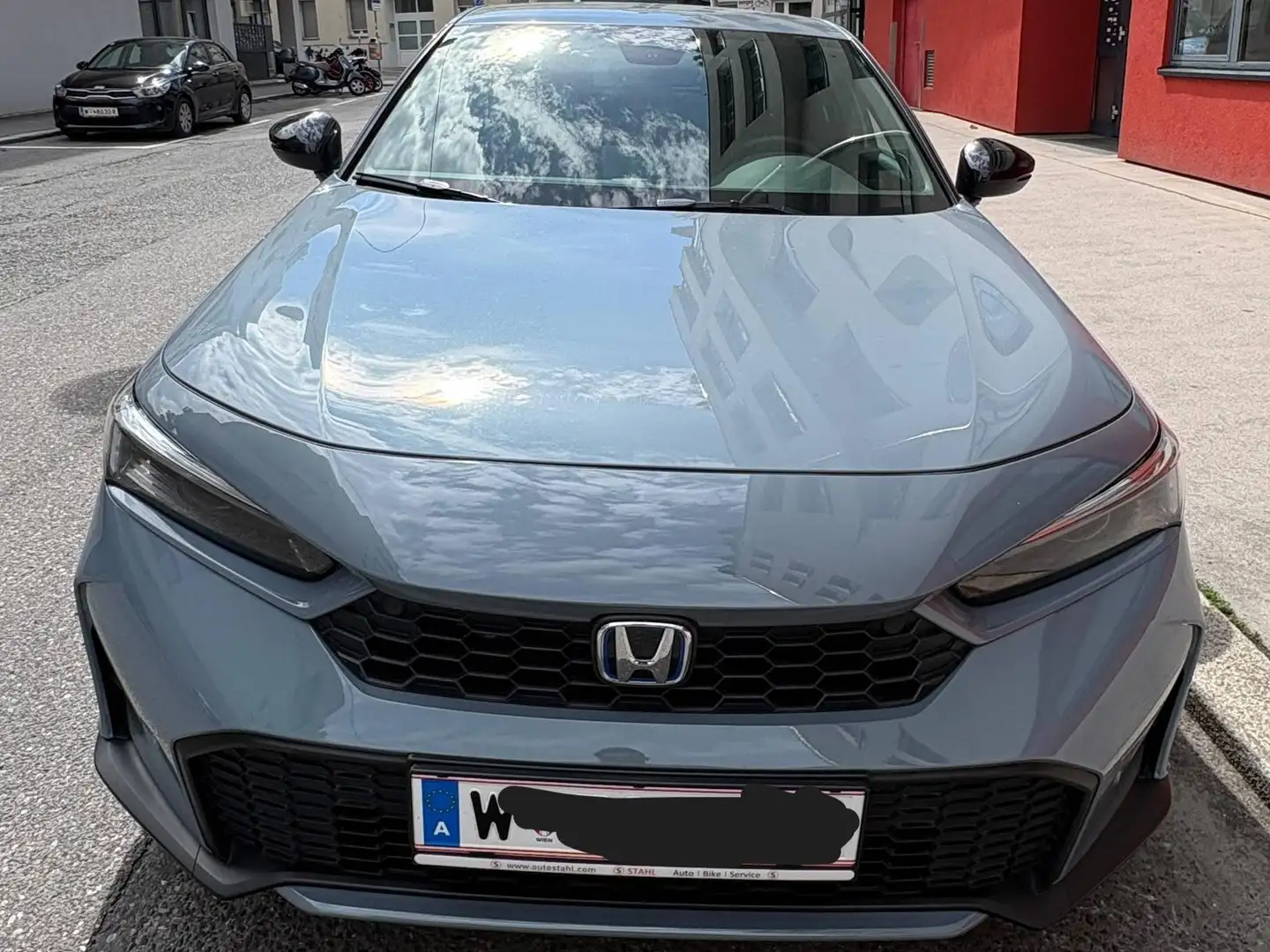 Honda Civic Civic 2.0 i-MMD Hybrid Sport e-CVT Aut. Sport Grau - 2