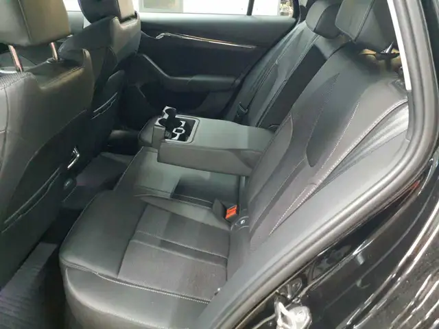 Skoda Octavia view 13
