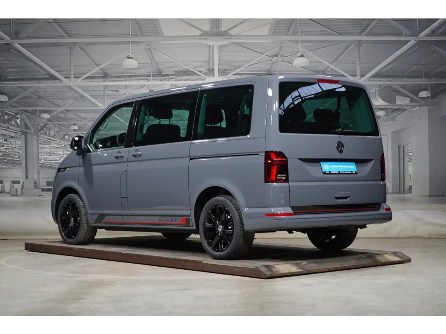 Volkswagen T6.1 Caravelle 2.0 TDI DSG Edition 18-Zoll LED Sta Grau - 2