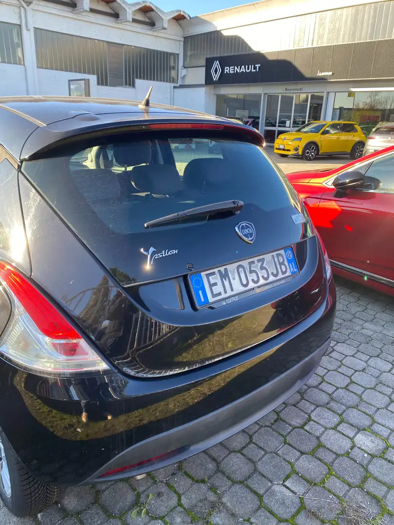 Lancia Ypsilon Ypsilon III 2011 1.2 8v Gold ecochic Gpl 69cv Nero - 2