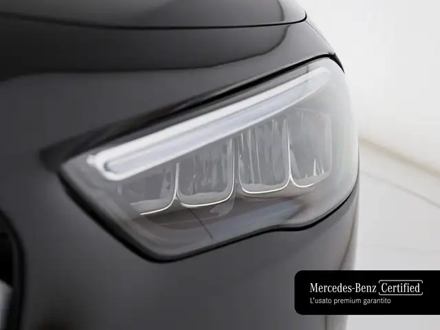 Mercedes-Benz Gla view 9