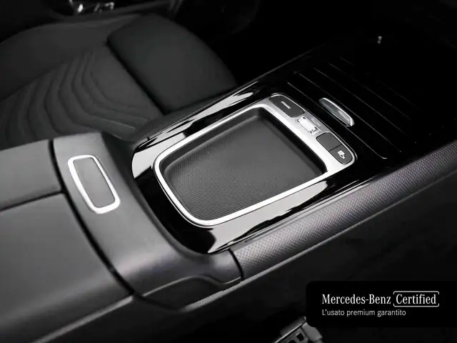 Mercedes-Benz Gla view 10