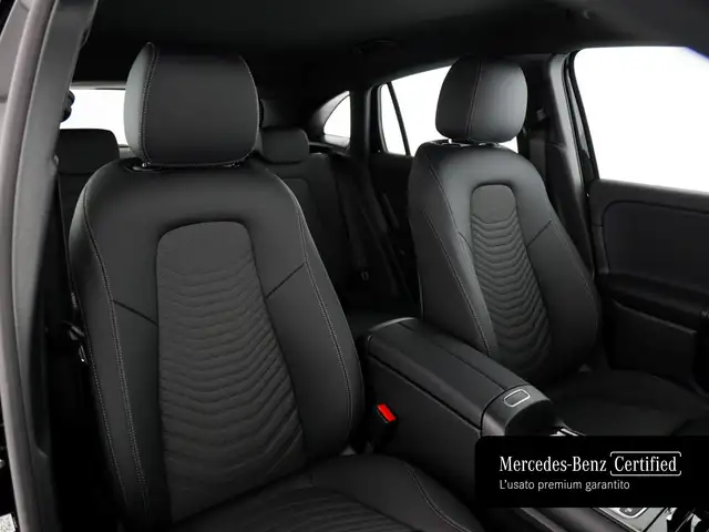 Mercedes-Benz Gla view 13