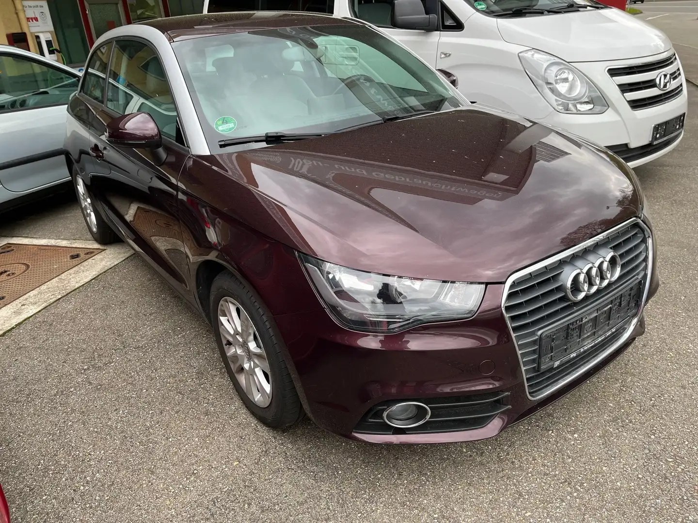 Audi A1 attraction Rot - 1