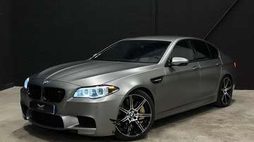 F10 1/300 30 Jahre Edition 4.4 V8 DKG7 600 CV