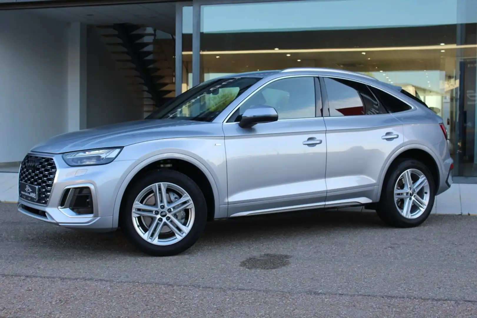 Audi QUATTRO S line 40 TDI 150kW quattro-ultra Gris - 2